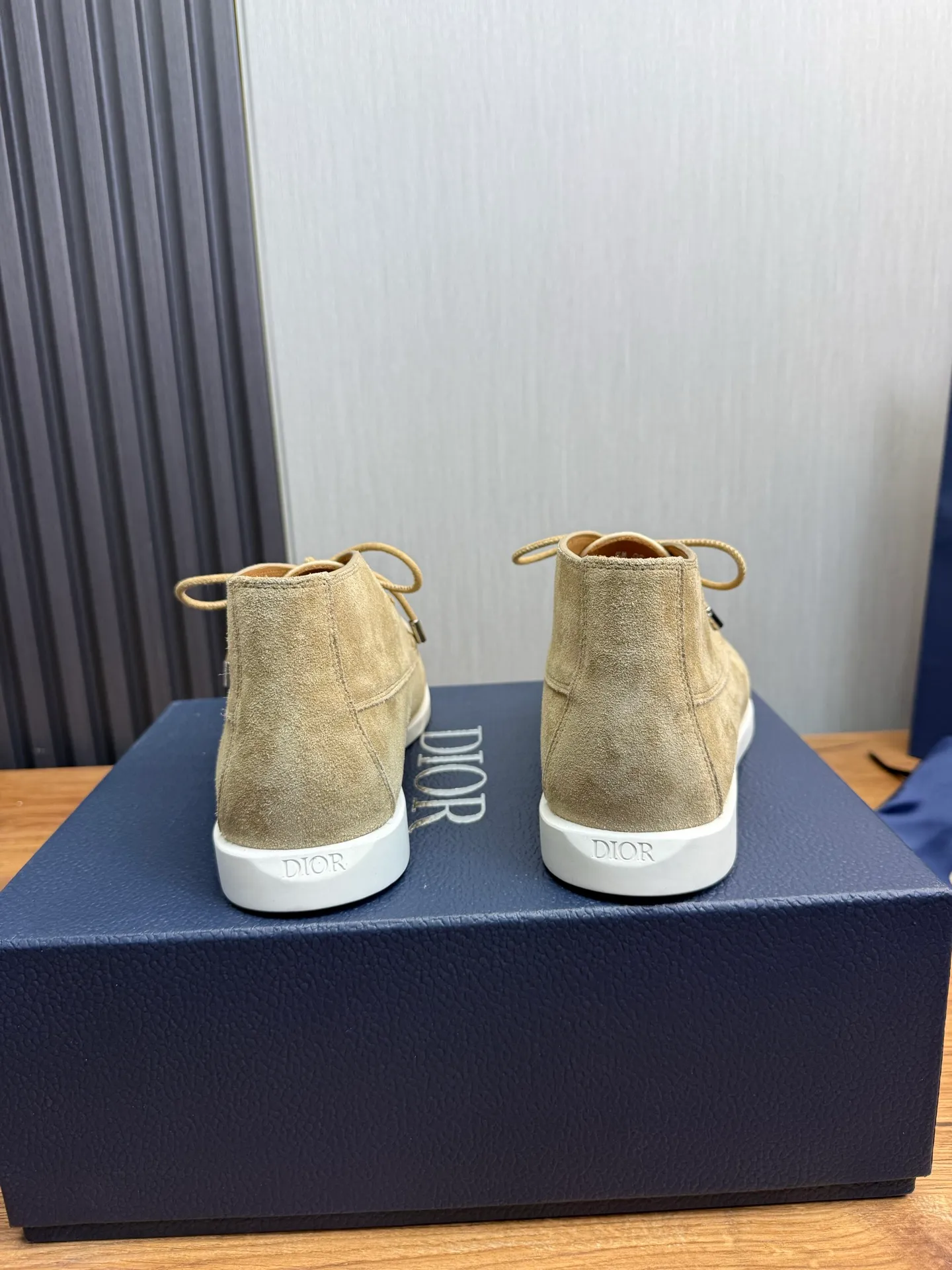 Factory price 620💰 [Dior] Men’s official website na hot sale🔥Imported cowhide + cowhide lining. Original rubber wear-resistant outsole. High quality shipment ⬆️Code number 38-44, (45 customized)